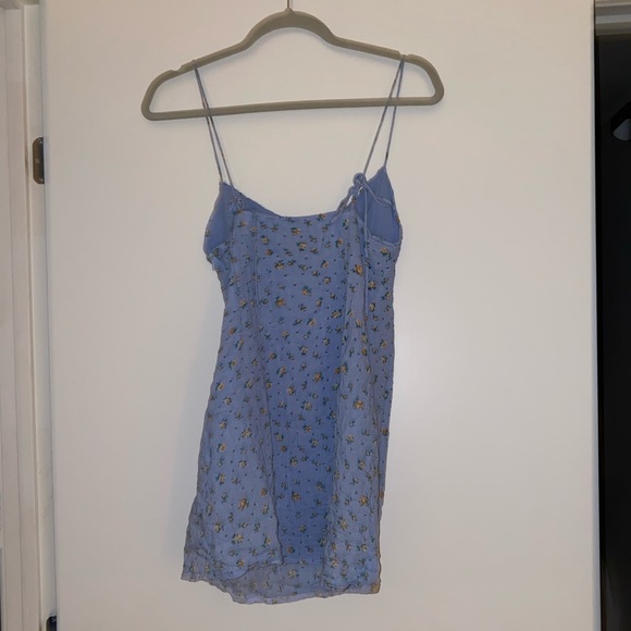 Princess Polly Floral Dress - Picture 2 of 3